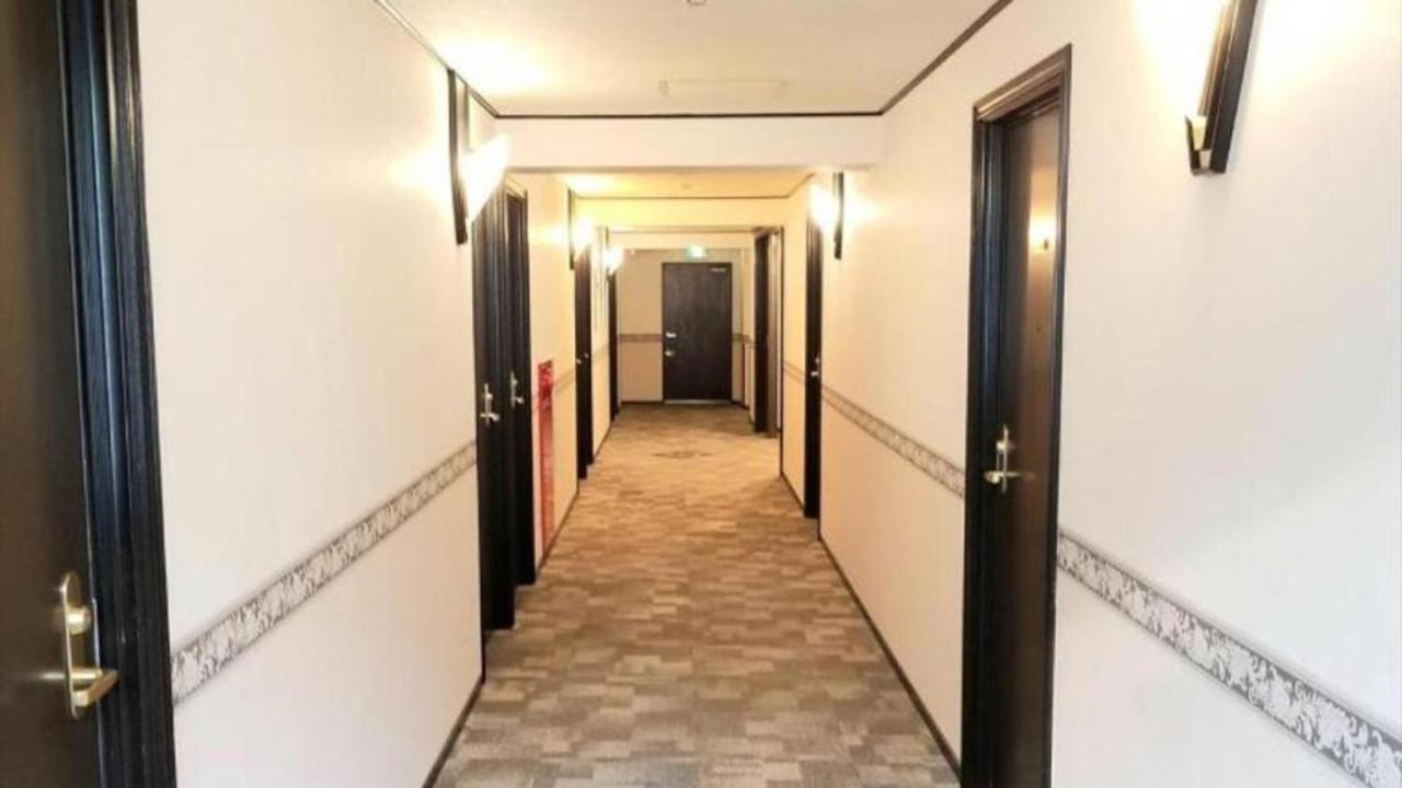 Toyoko Inn Shin-Osaka Chuo-Guchi Honkan מראה חיצוני תמונה